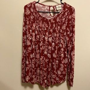 Burgundy and white print ladies top